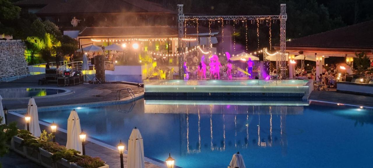 Eve Santa Marina Apartments - Sea, Pools, Relax Sozopol Ngoại thất bức ảnh